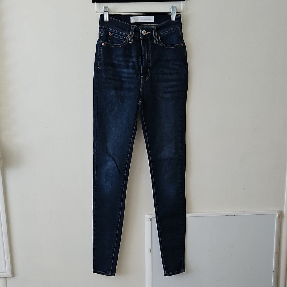 Signature by Levi Strauss Dark Indigo Skinny Jeans